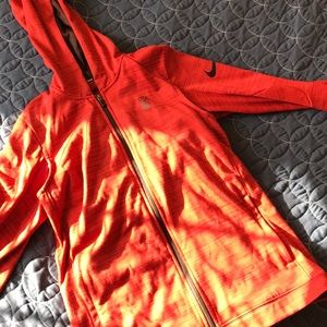 Medium Nike Kyri hoodie